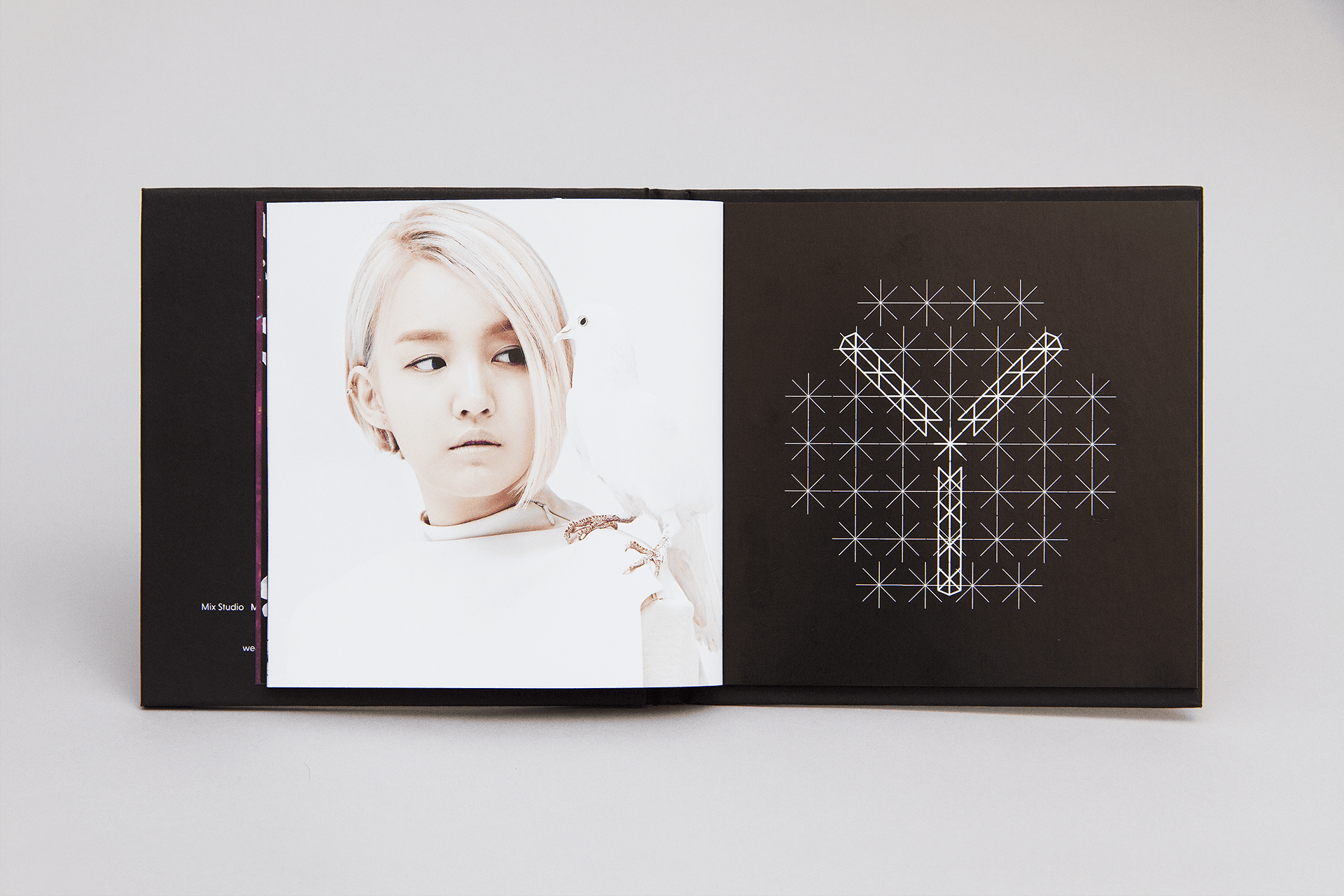 윤하 4.5집 - Subsonic 사진 6